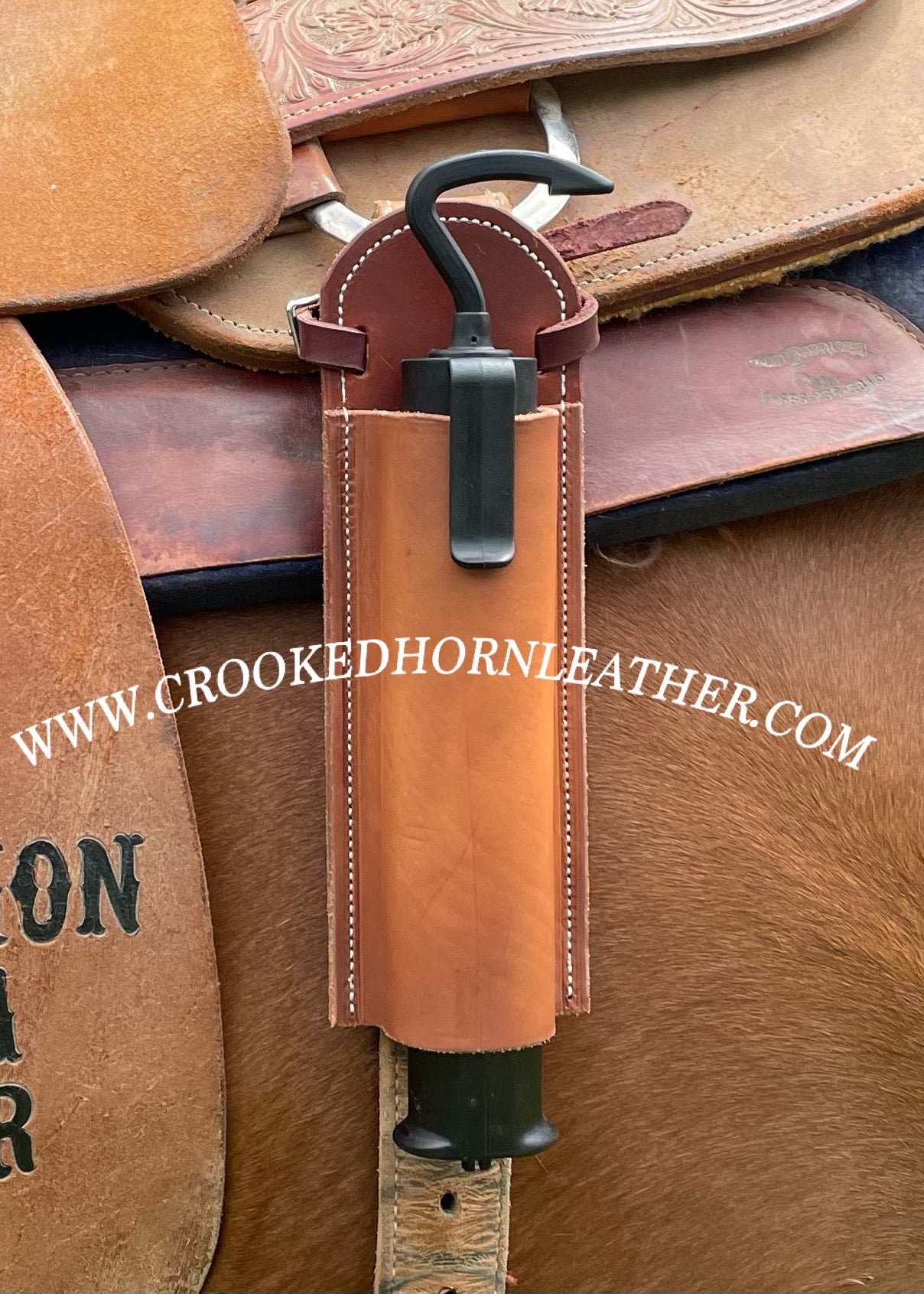 Leather Holder For Lazy Cowboy Long Arm Tool – Crooked Horn